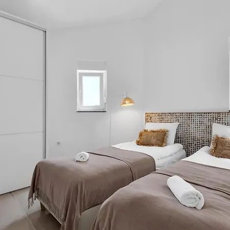 Apartment The View. In Omis-nemira. Omis