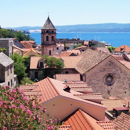 The View. In Omis-nemira. Apartment *